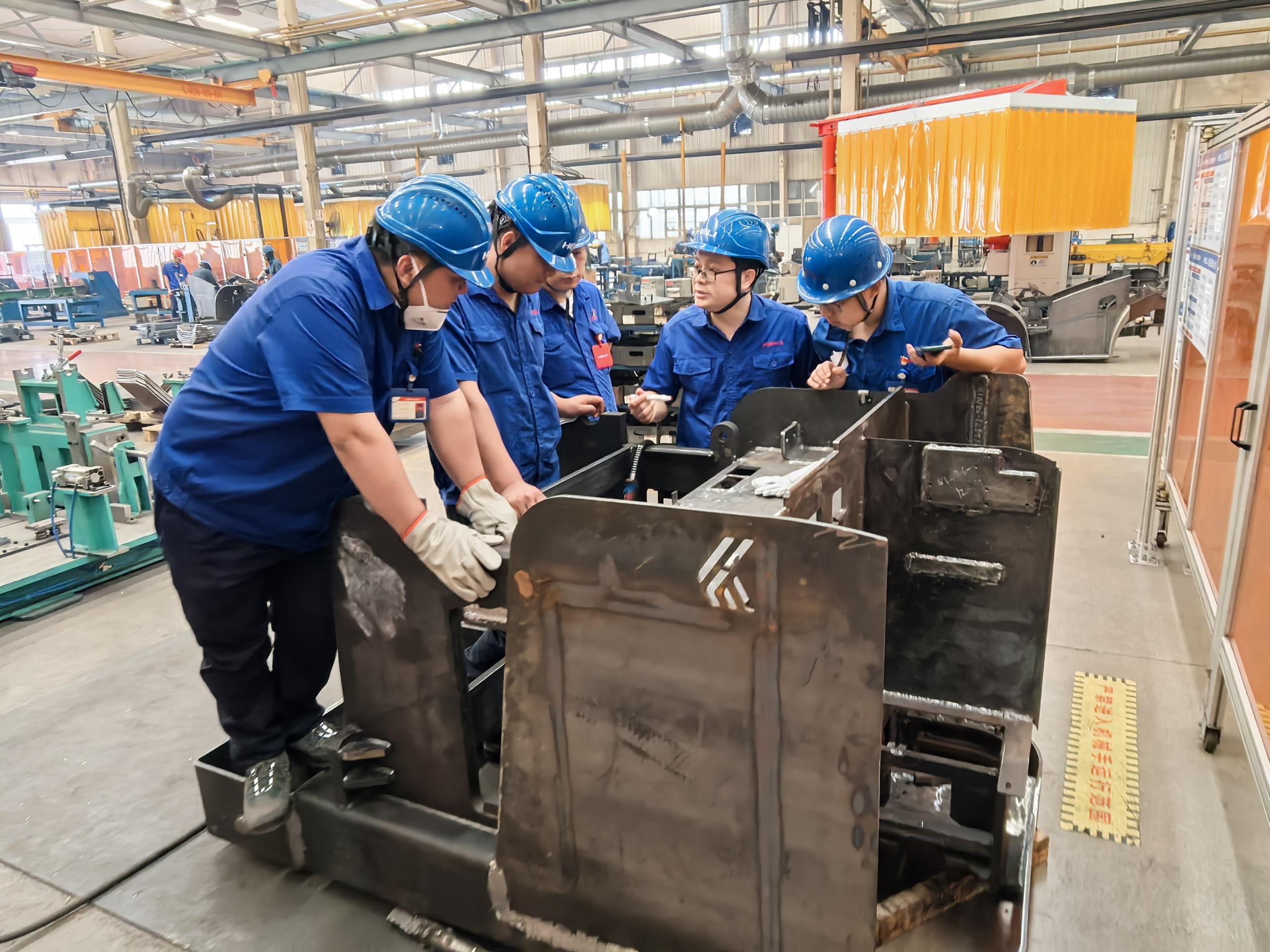 圖1 站架式人下行三向車車架焊接、裝配指導(dǎo) 左1圖   首圖.jpg